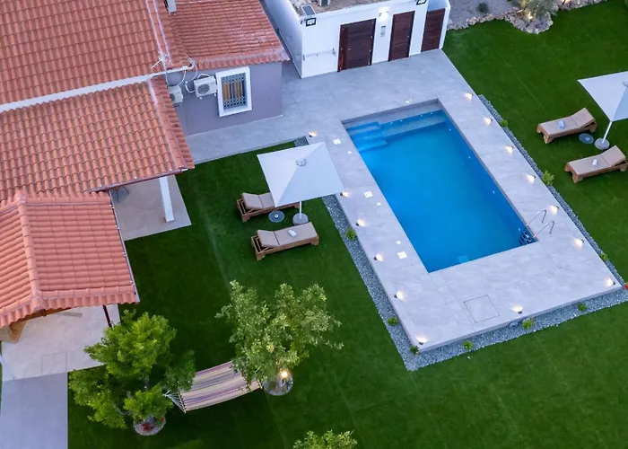 Private Pool Retreat - Georgia's Garden Oasis *