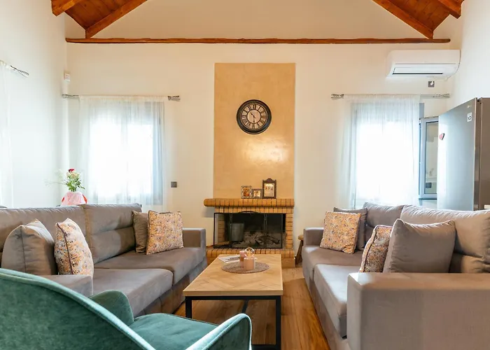 Private Pool Retreat - Georgia's Garden Oasis Alonia