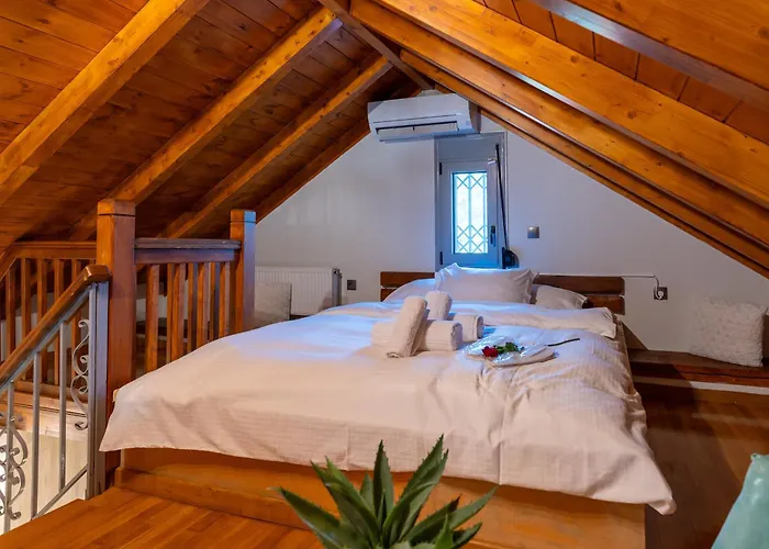 Private Pool Retreat - Georgia's Garden Oasis